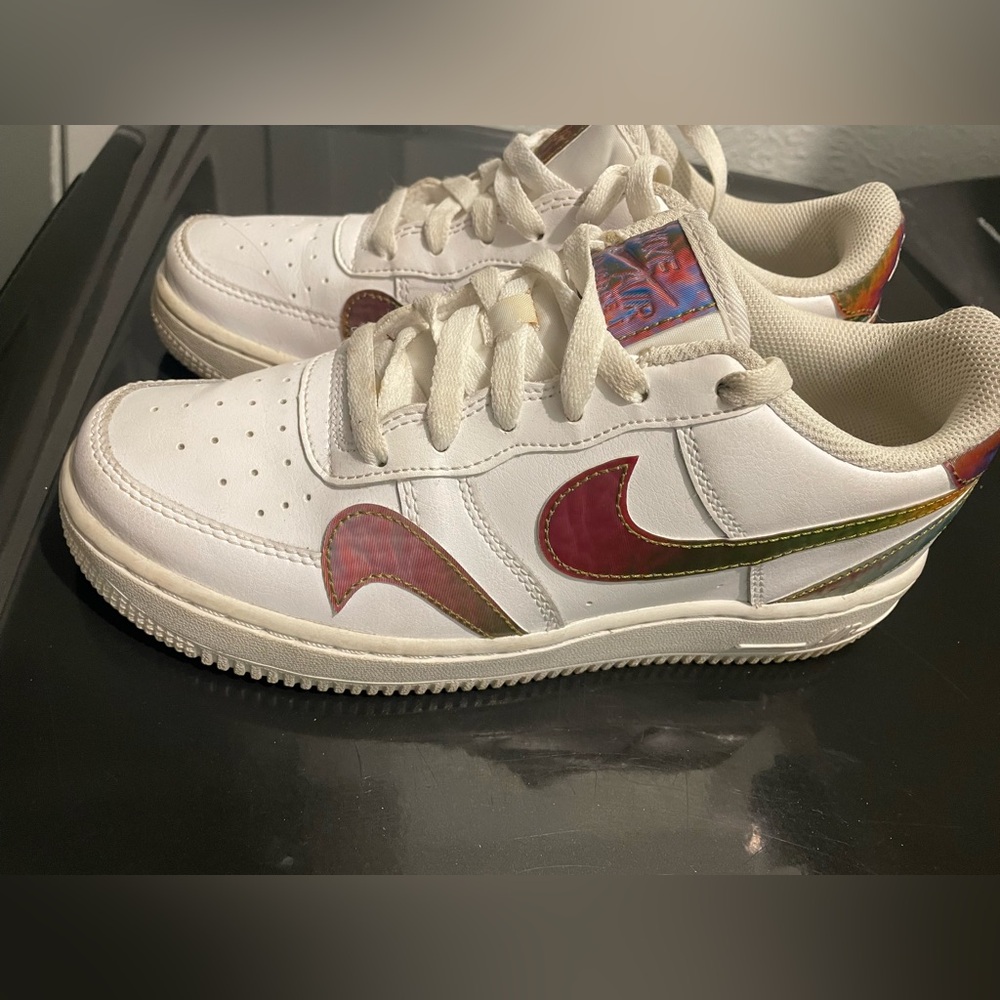 NIKE AIR FORCE 1